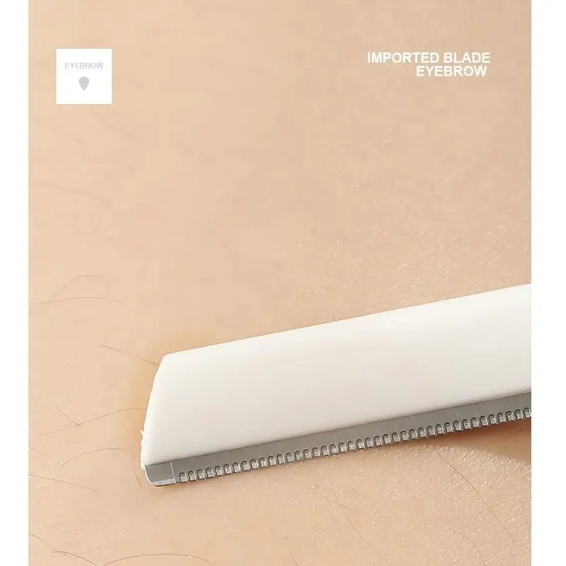 Eyebrow Trimmer Kit with Exfoliating Dermaplaning Razors